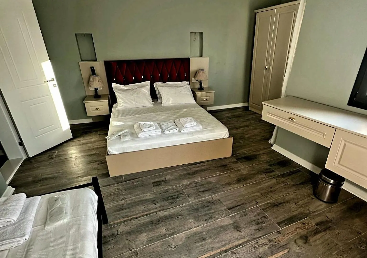 St945 Palas Otel Izmir